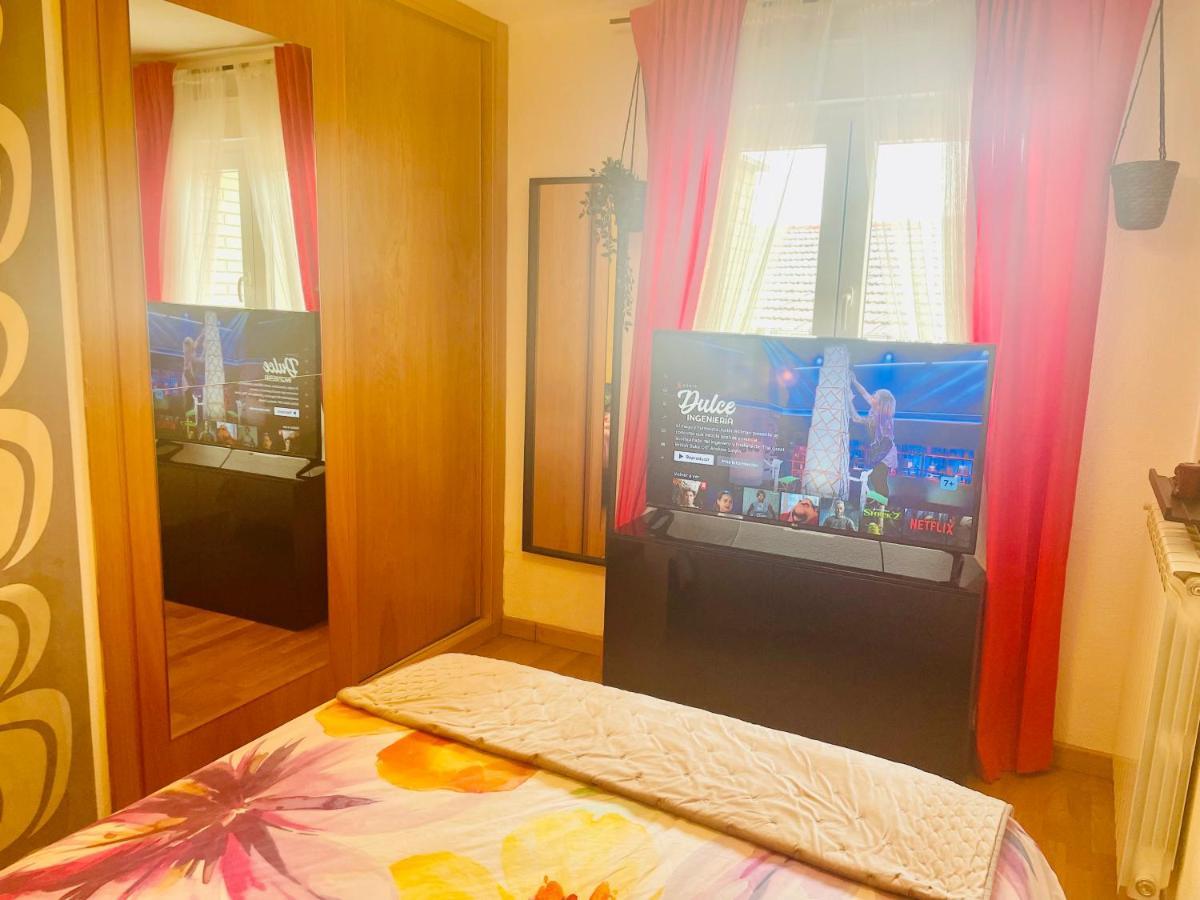 Atico Individual & Terraza, 6 Min En Metro Atocha Apartamento Madri